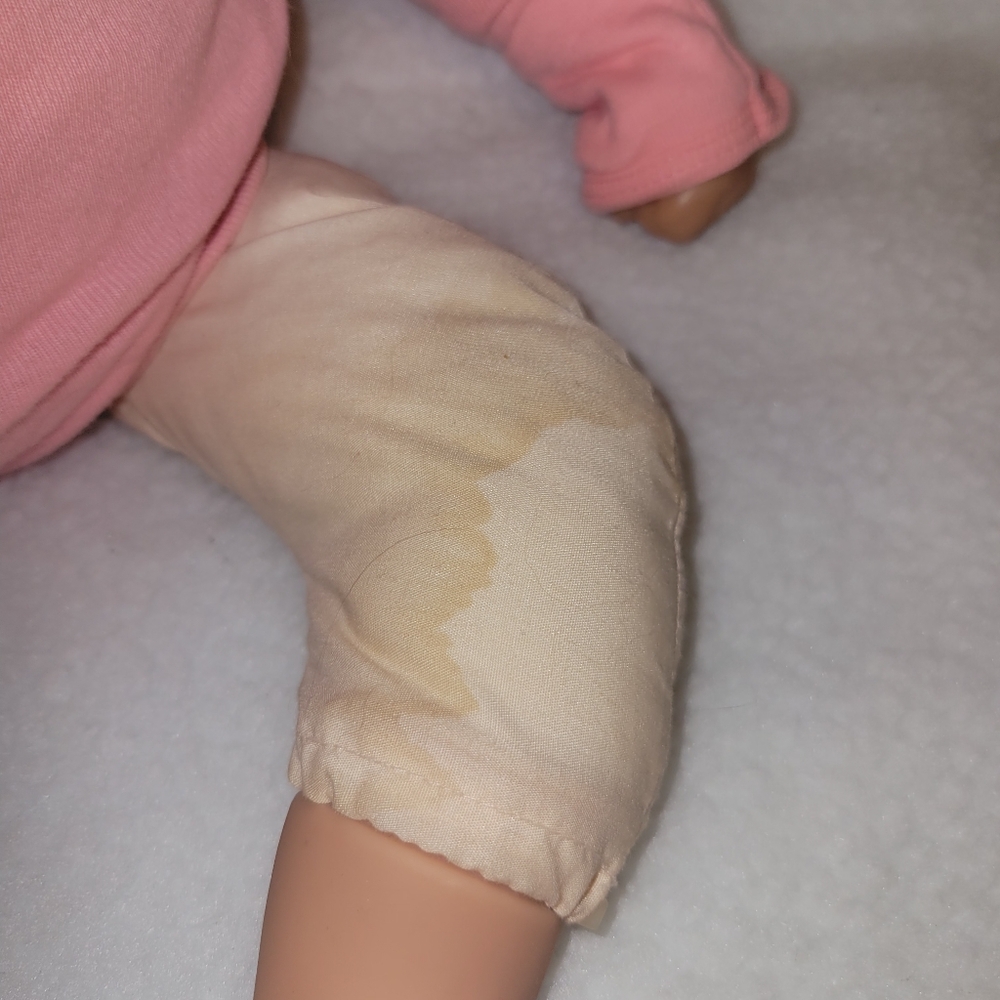 Lee Middleton Vintage  Realistic Baby Doll "Cherish"  Blonde Hair - Picture 11 of 14